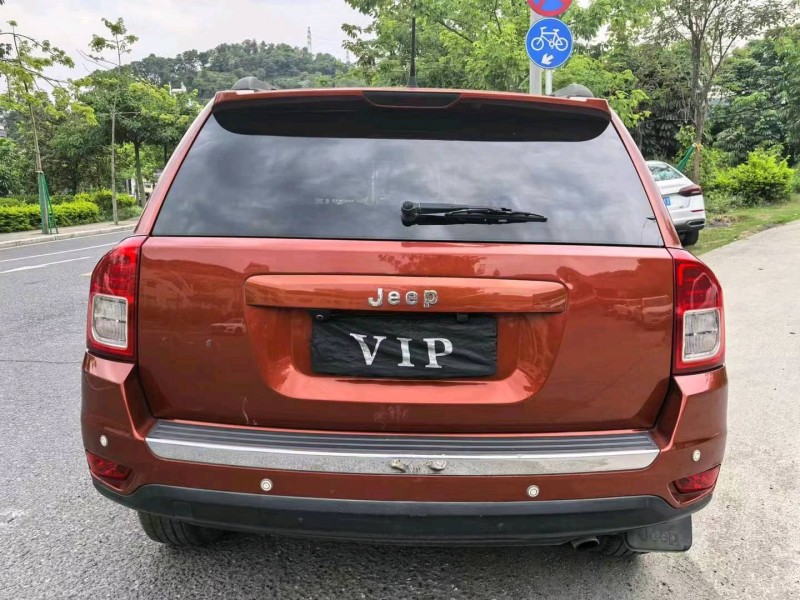 广州12年Jeep指南者5