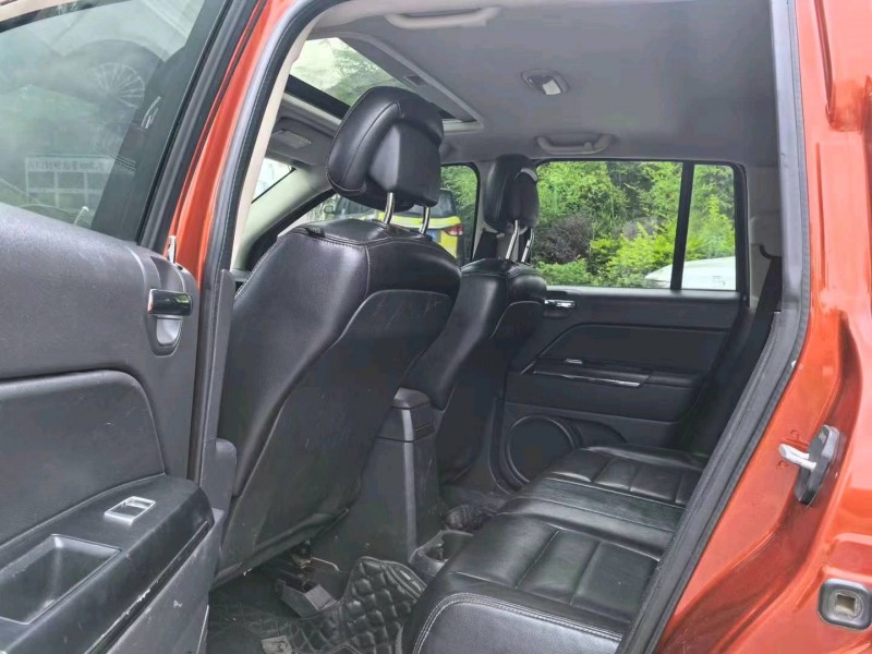 广州12年Jeep指南者7