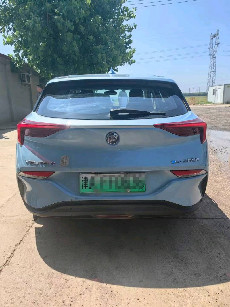 保定22年别克微蓝9