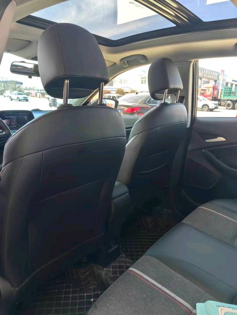 保定19年雪佛兰创酷5