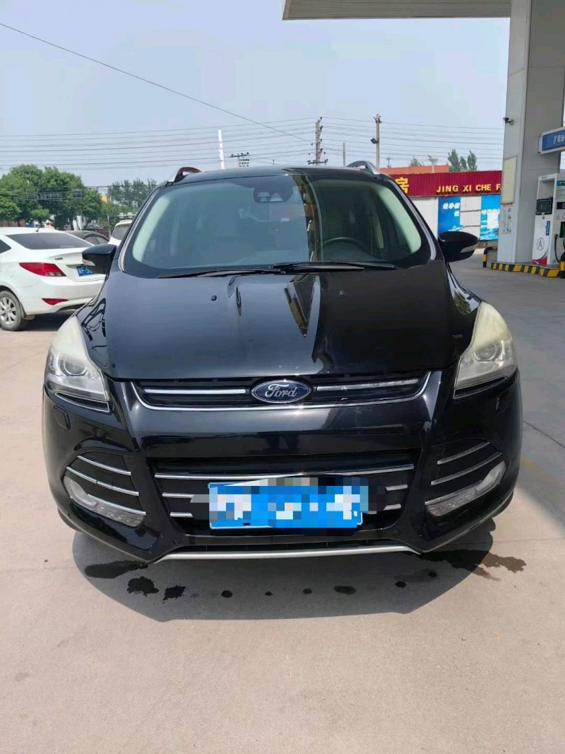 保定14年福特翼虎1