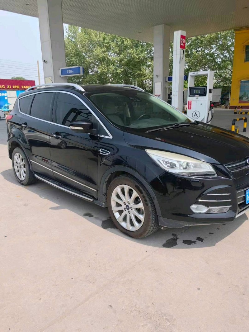 保定14年福特翼虎3