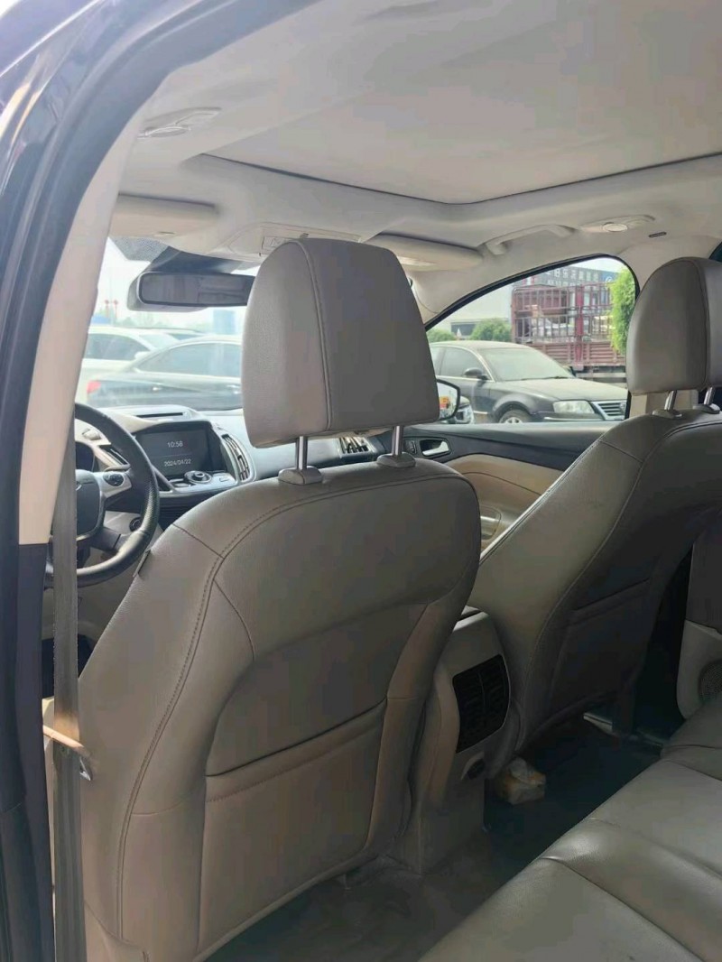 保定14年福特翼虎6