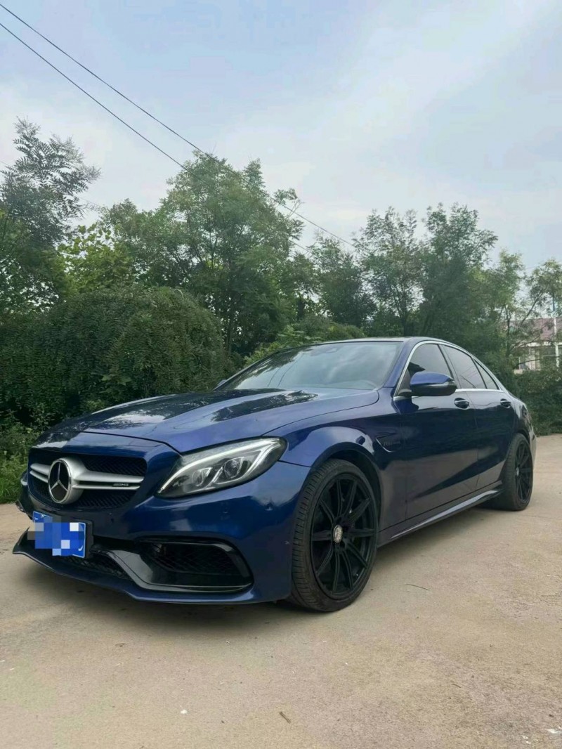 烟台17年奔驰AMG3