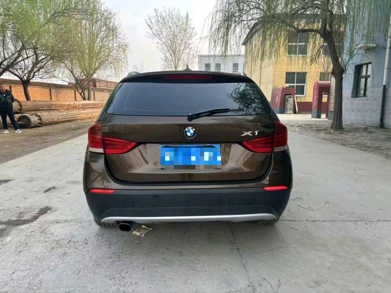 保定11年宝马X19