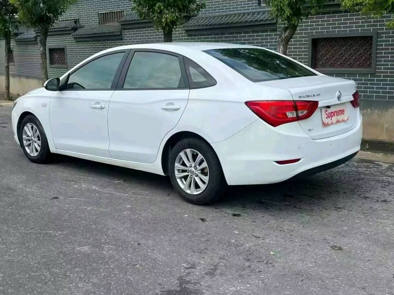 烟台16年别克英朗3