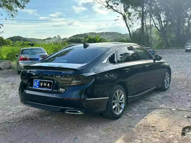 江门21年本田雅阁6