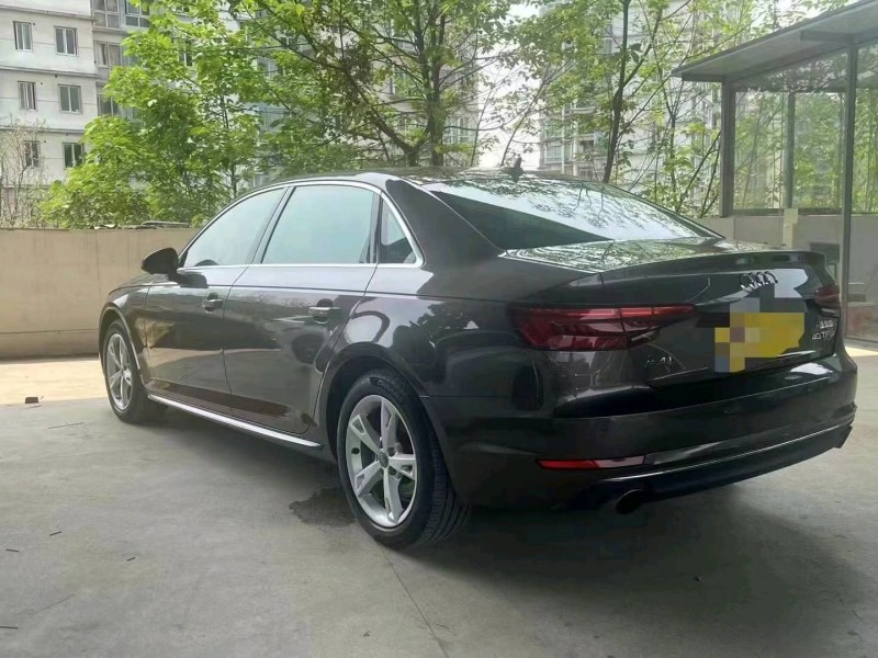 重庆17年奥迪A4L5