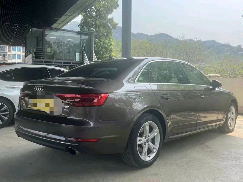 重庆17年奥迪A4L7