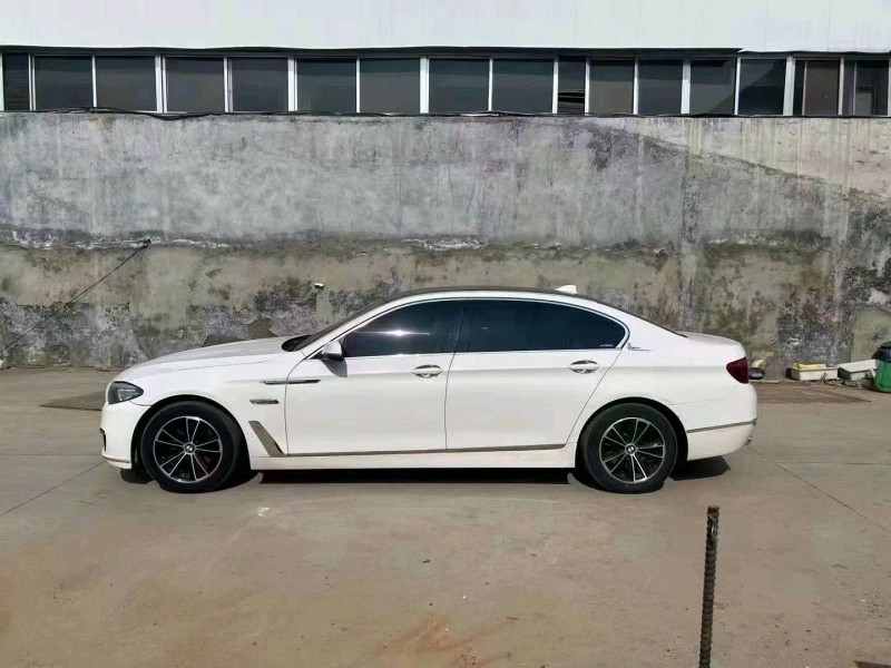 潍坊17年宝马5系3