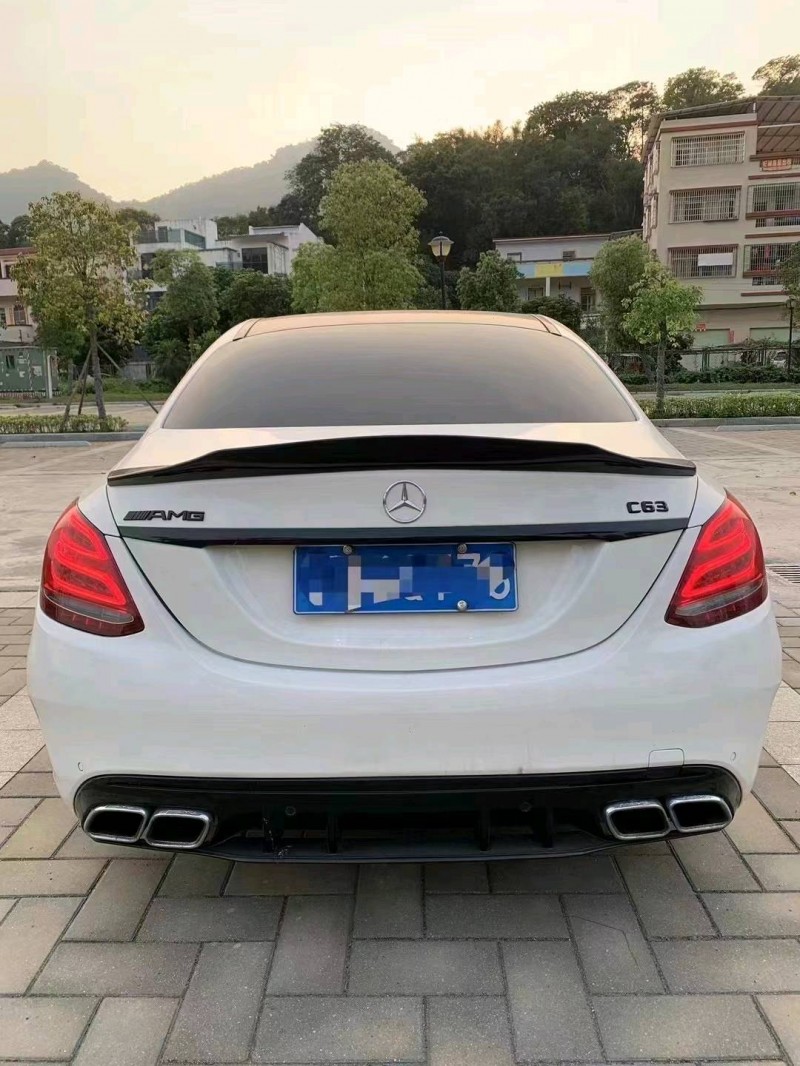 中山17年奔驰C9