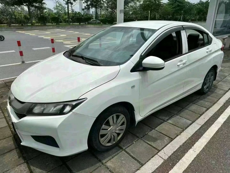 江门17年本田锋范2