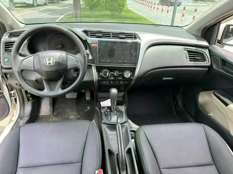 江门17年本田锋范4