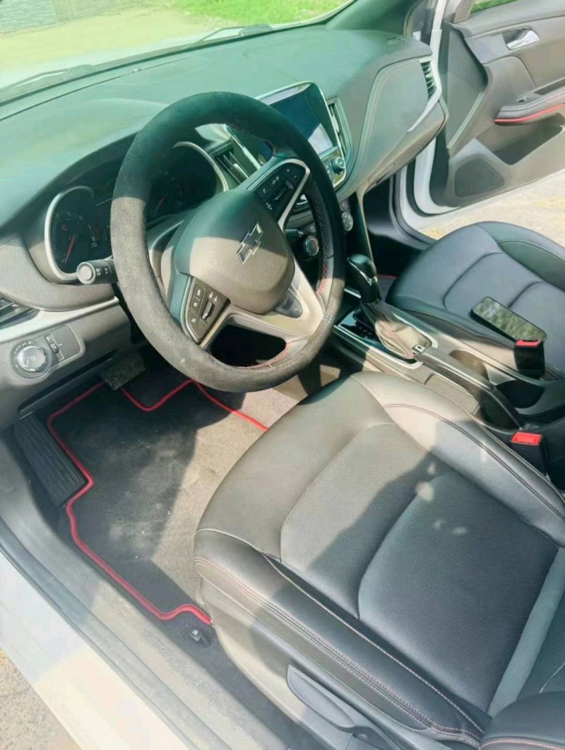 潍坊20年雪佛兰科鲁泽5