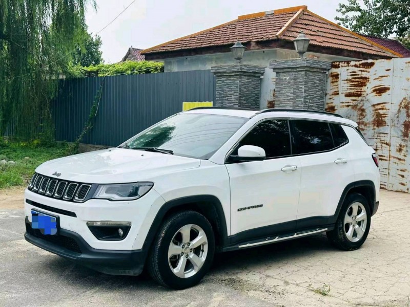 济宁17年Jeep指南者3