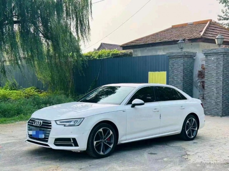 济南18年奥迪A4L3