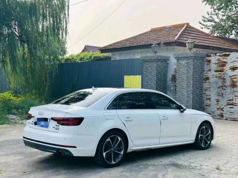 济南18年奥迪A4L4