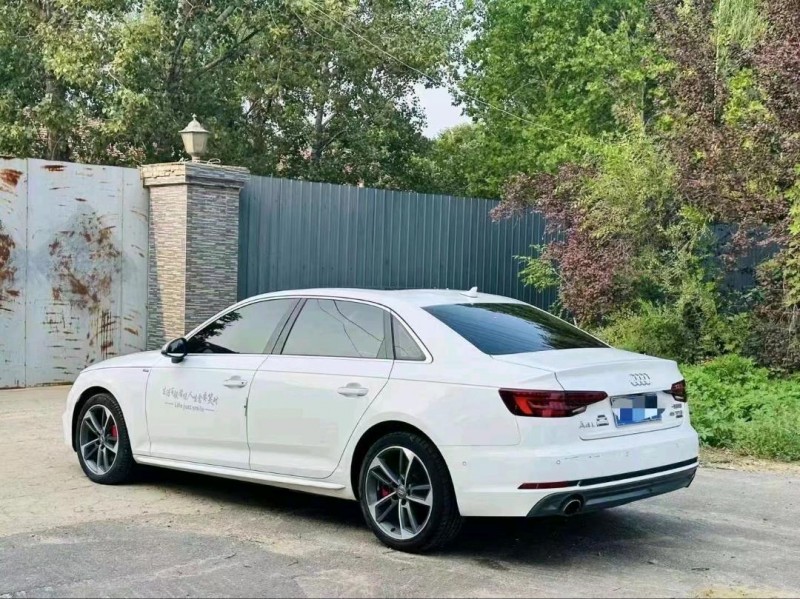 济南18年奥迪A4L5