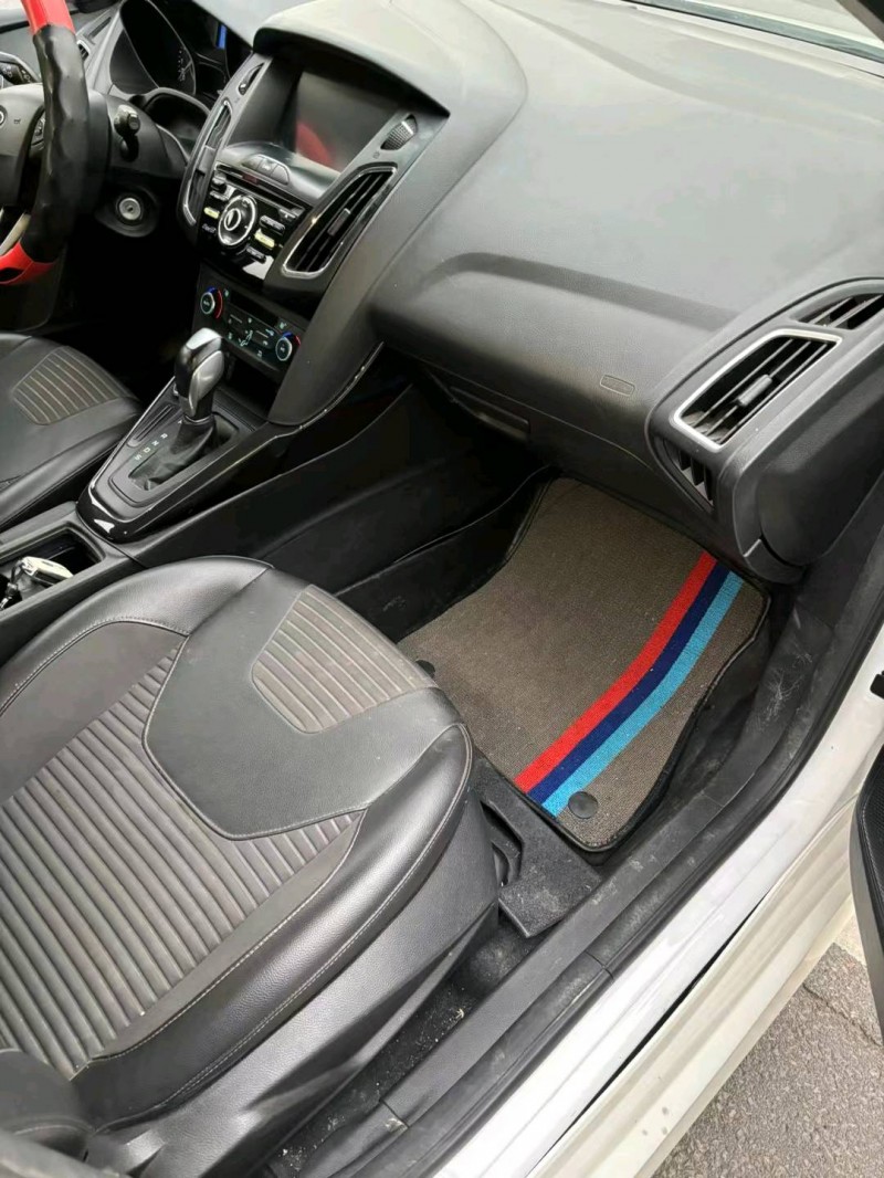 宿迁17年福特福克斯5