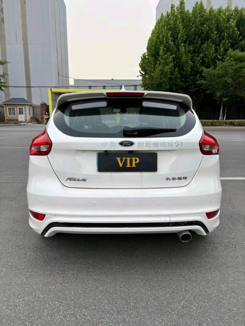 宿迁17年福特福克斯9