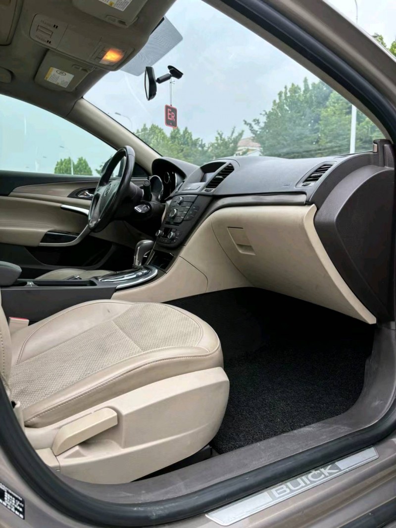 宿迁13年别克君威5