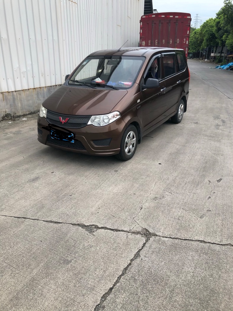 惠州16年五菱汽車宏光1
