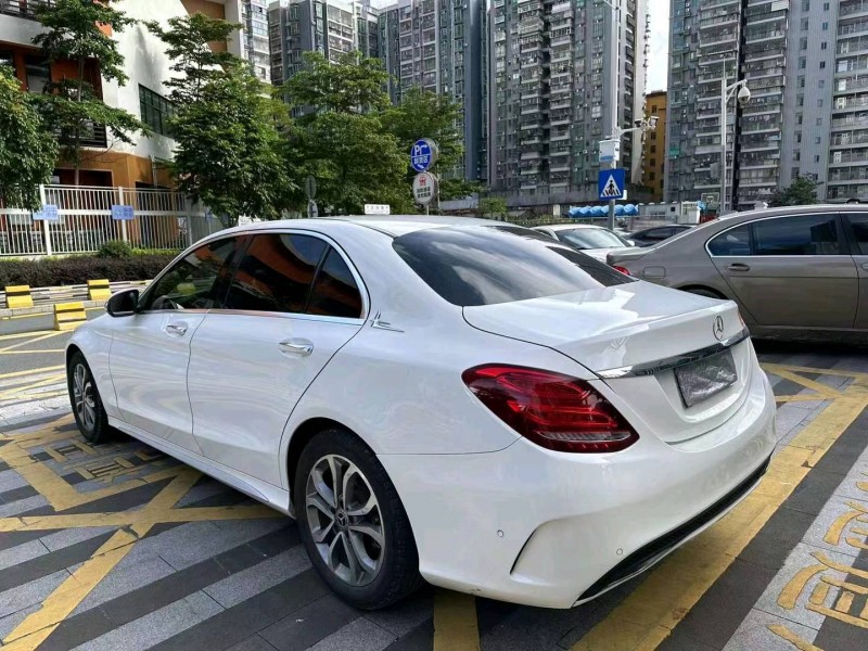 广州18年奔驰C7