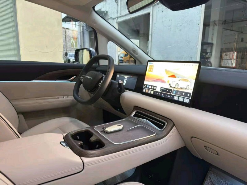 廣州24年合創汽車V094