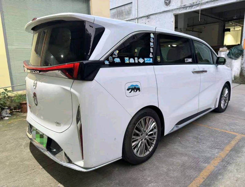 廣州24年合創汽車V095