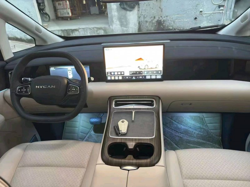 廣州24年合創汽車V097