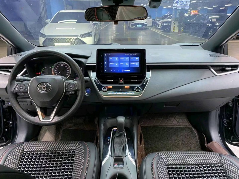 成都21年丰田雷凌3