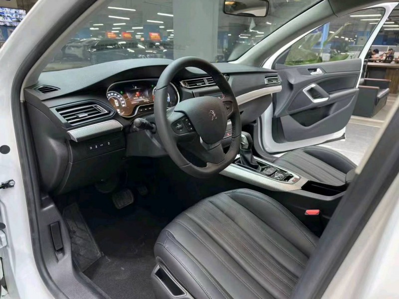 成都24年标致4085