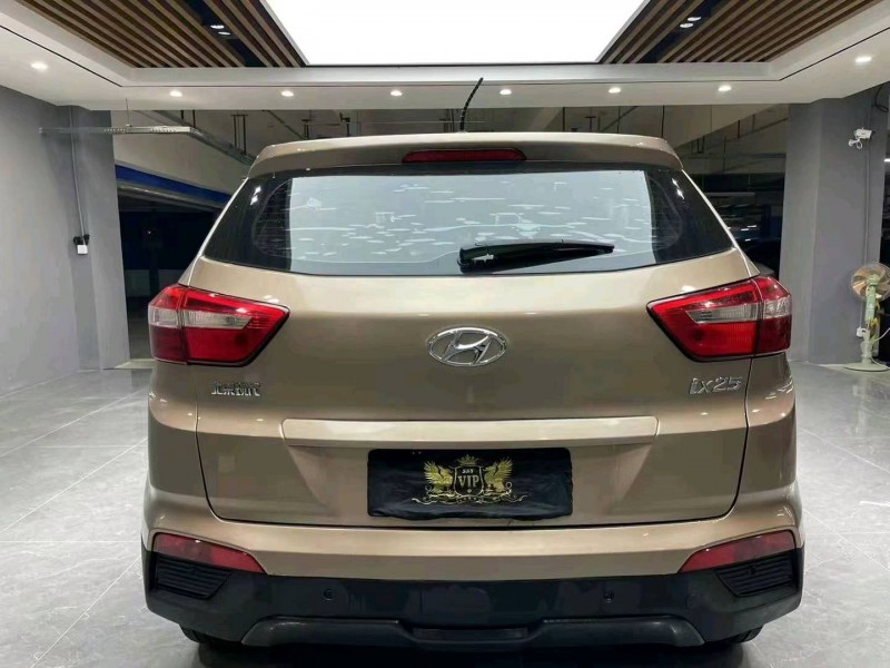 成都16年现代ix258