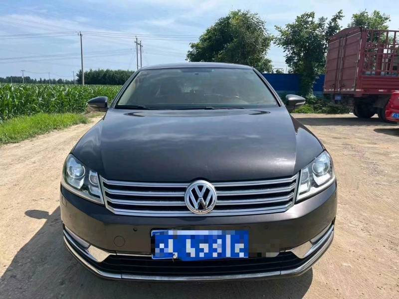 保定13年大众迈腾1