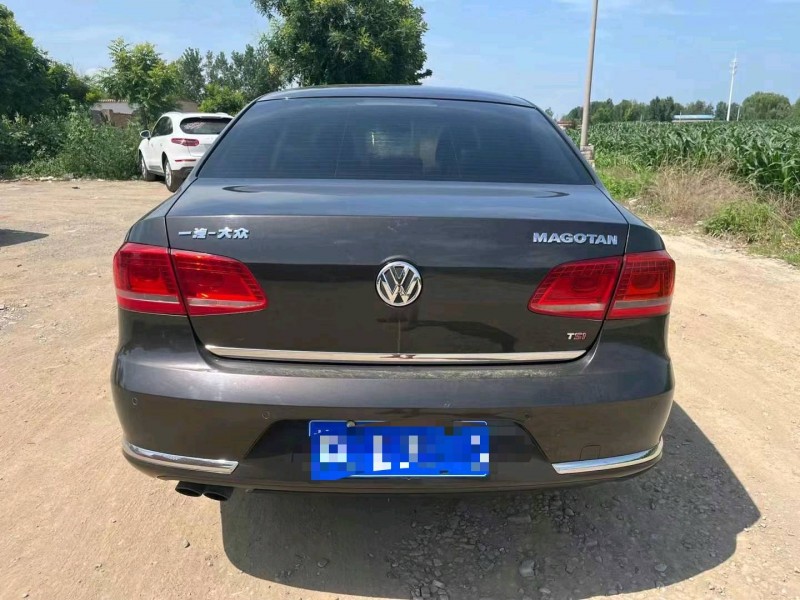 保定13年大众迈腾9