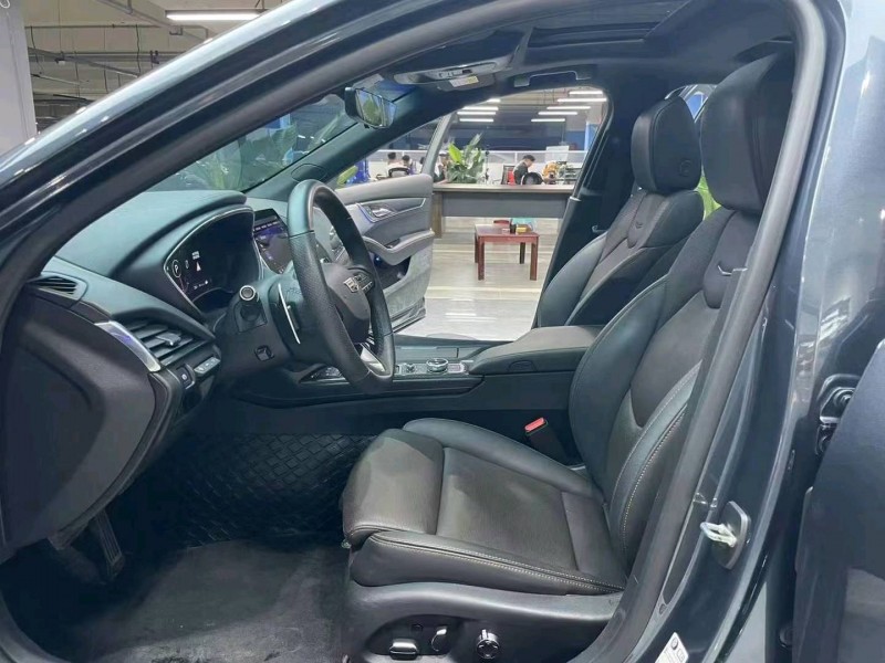 成都22年凯迪拉克CT55