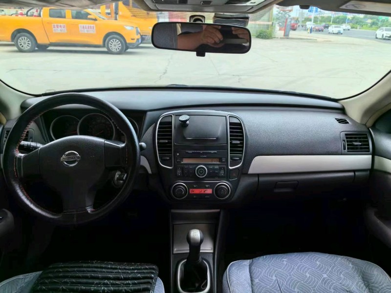 保定17年日产轩逸7