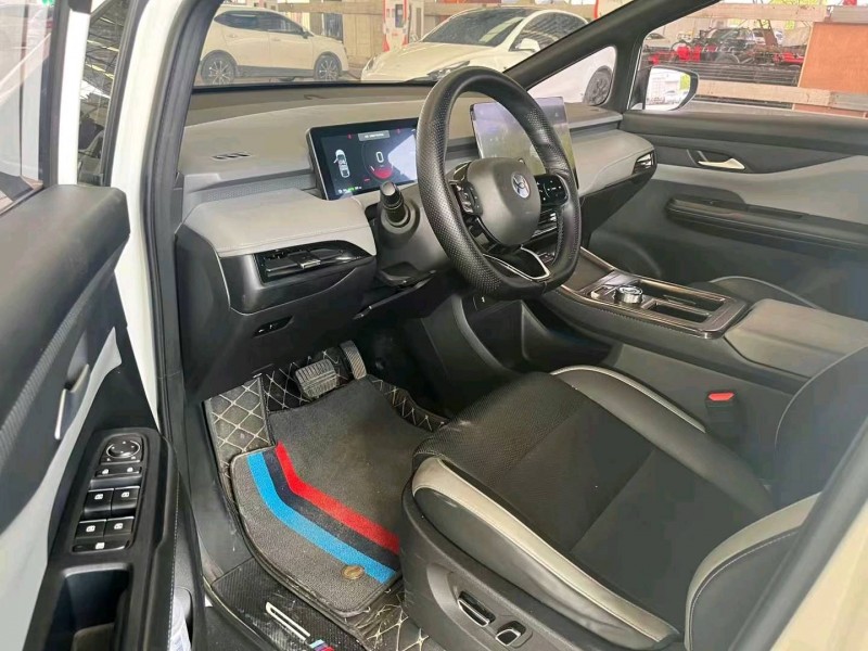 保定23年合創汽車Z035