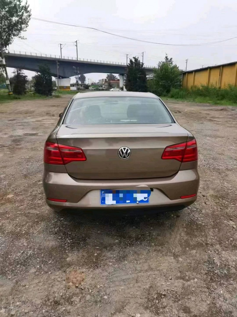 保定15年大众宝来7