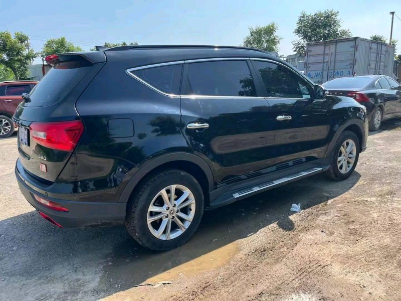 保定21年东风风光8