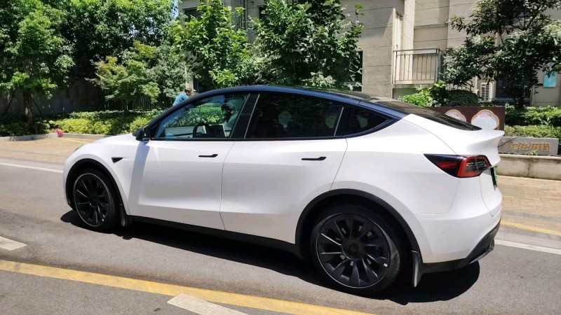 蘇州22年特斯拉MODEL Y8