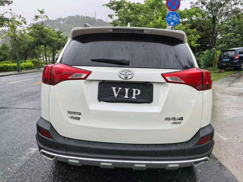 广州15年丰田RAV45