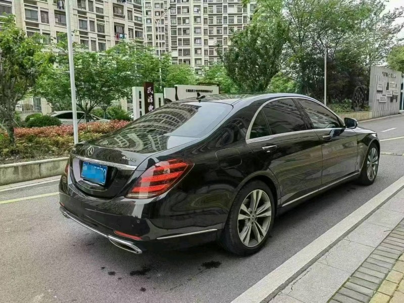 苏州20年奔驰S8