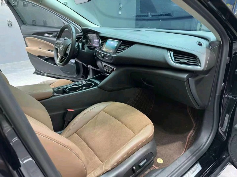 成都23年别克君威9