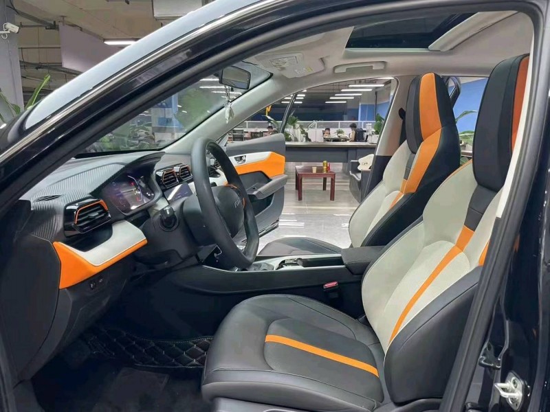 成都23年东风奕炫5