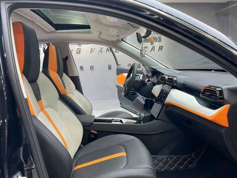 成都23年东风奕炫9