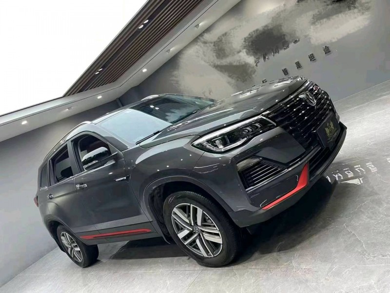 成都24年长安汽车CS752