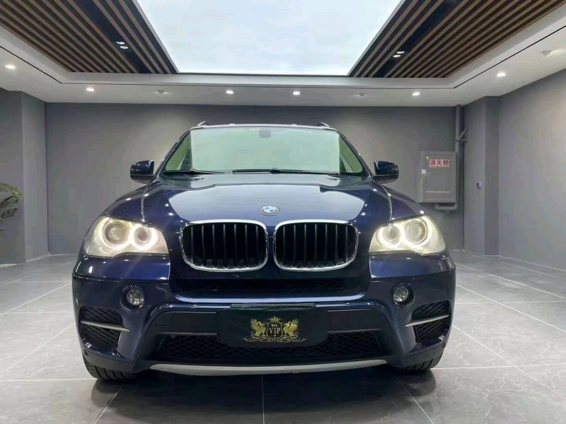 成都11年宝马X51