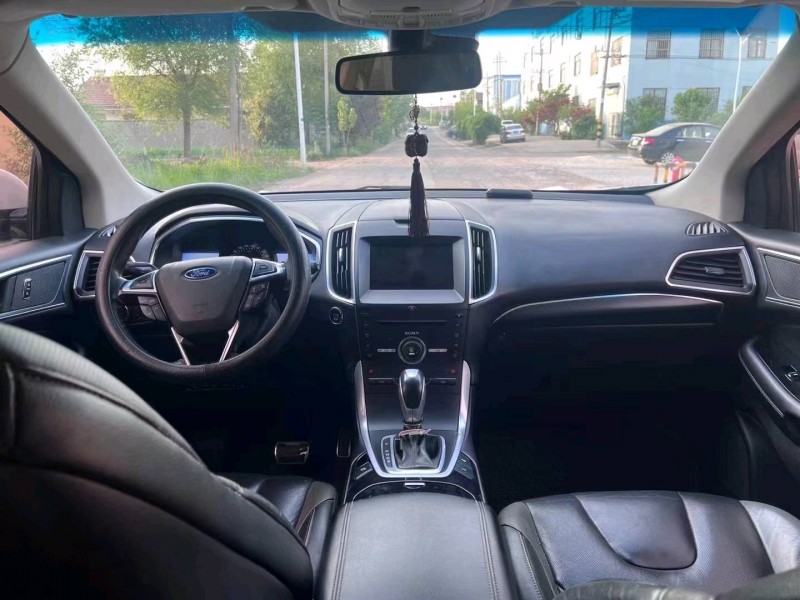 青岛15年福特锐界4