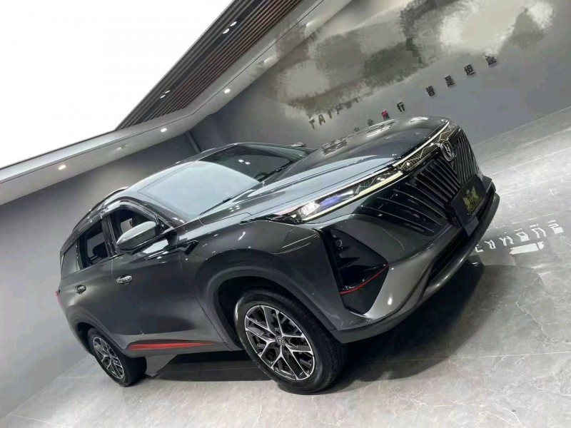 成都23年长安汽车CS752